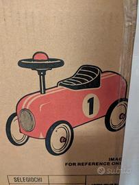 Macchina cavalcabile latta