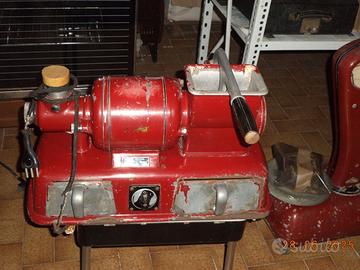 trita caffè, pane e formaggio