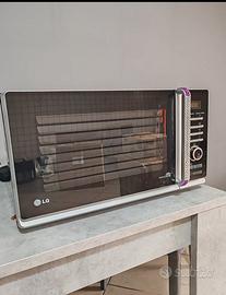 Micronde più accessori 