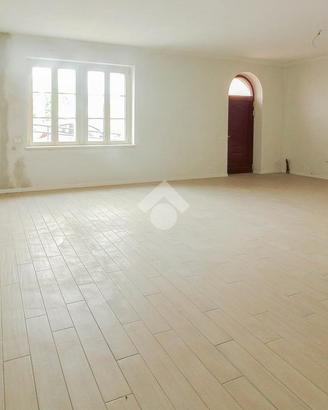 UFFICIO A PALAZZOLO SULL'OGLIO