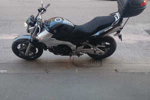 Suzuki GSR 600 x permuta