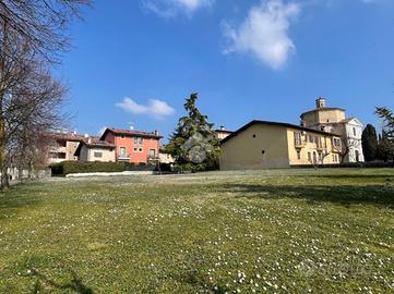 3 LOCALI A LONATO DEL GARDA