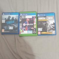 3 giochi PS4 in blocco