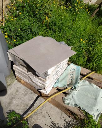 16,2 mq Gres porcellanato 60 x 60