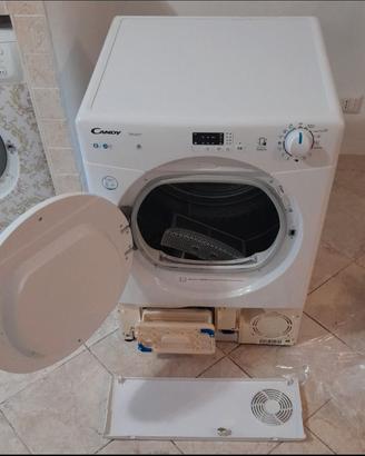 Asciugatrice candy poco usata.