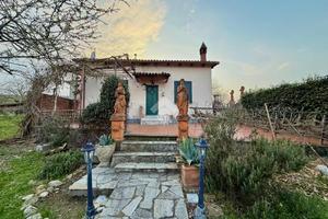 VILLA SINGOLA A VERNASCA