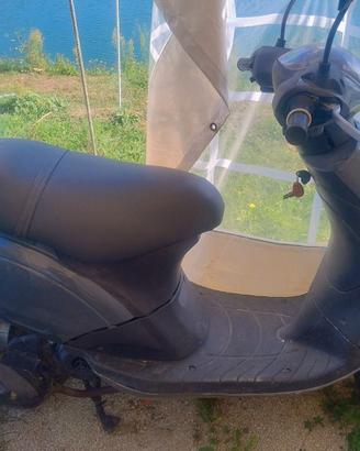 Piaggio zip 4t
