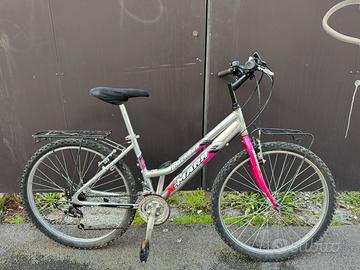 MTB donna cerchio 26 e cestino