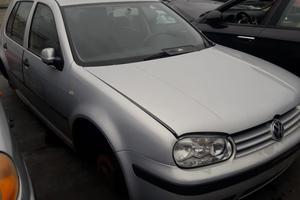 RICAMBI USATI AUTO VOLKSWAGEN Golf 4 Berlina AHW (