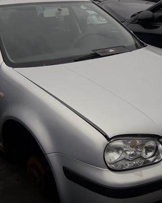 RICAMBI USATI AUTO VOLKSWAGEN Golf 4 Berlina AHW (
