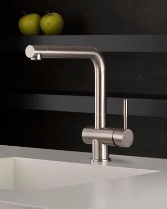 Rubinetto miscelatore Paini con doccetta.