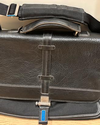 Borsa a tracolla PIQUADRO