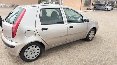 Fiat punto anno 2002