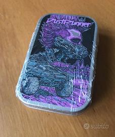 DUSTRUNNER - Grey Gnome Games (Tin Series) - NUOVO
