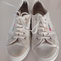 scarpe da ginnastica usate bambino Superga anni 90