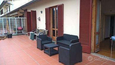Appartamento di 146 m² con 4 locali e box auto a S