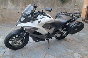 Honda CrossRunner VFR 800 X 