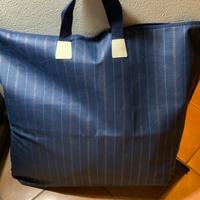 Tappetino da massaggio nuovo di zecca.