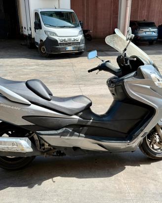 Suzuki Burgman 400