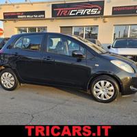 TOYOTA Yaris 1.3 5 porte M-MT NEOPATENTATI LEGGE