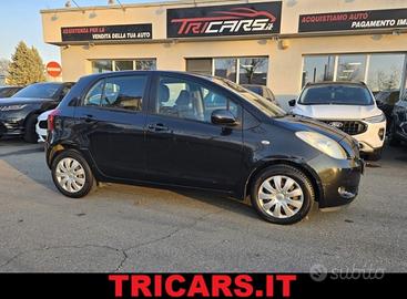TOYOTA Yaris 1.3 5 porte M-MT NEOPATENTATI LEGGE