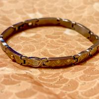 Bracciale da ragazzo in acciao inox.