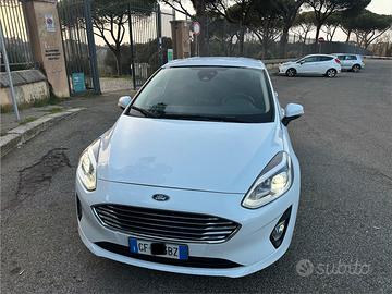 Ford Fiesta 1.0 Benzina Ibrida Neopatentati 2022