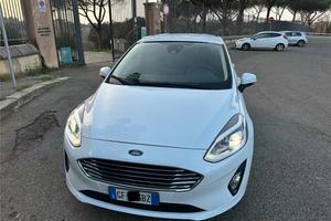 Ford Fiesta 1.0 Benzina Ibrida Neopatentati 2022