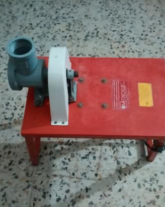 Macchinetta elettrica passapomodoro