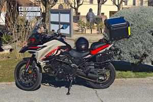 Benelli trk 702 versione X marzo 2025