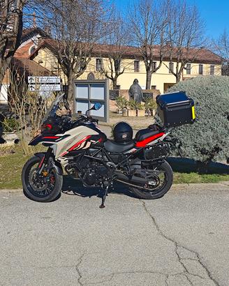Benelli trk 702 versione X marzo 2025