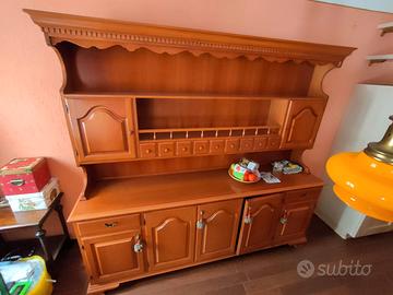 credenza con alzata