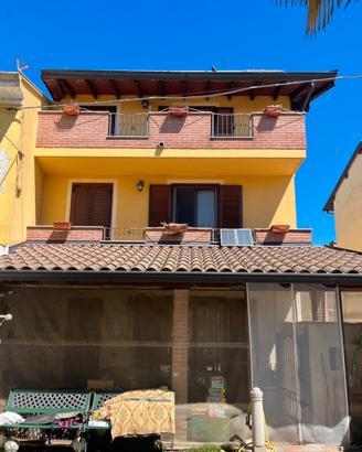 Villa bifamiliare