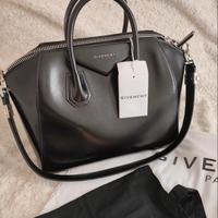 Givenchy Antigona - Modèle Medium