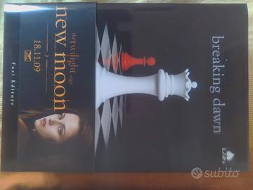 4 libri saga the twilight e 3 CD video