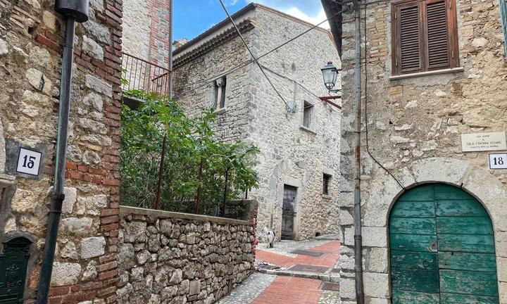 CASA SEMINDIPENDENTE A VEROLI