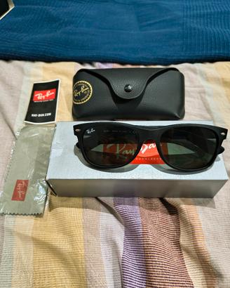 Occhiali da sole Ray-Ban New Wayfarer RB2132