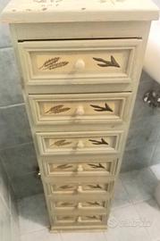 Cassettiera stile shabby chic