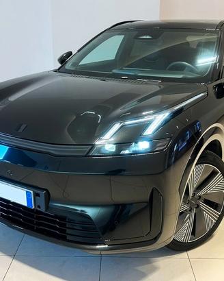 Lynk&co 08 PHEV More