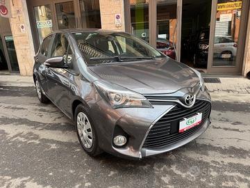Toyota Yaris 1.0 5 porte Lounge
