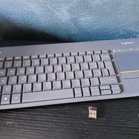 Logitech k400 plus tastiera touchpad 