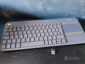 Logitech k400 plus tastiera touchpad 