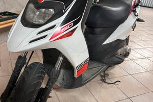 Aprilia SR 50 motard