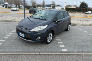 FORD FIESTA 1.4 GPL CASA MADRE
