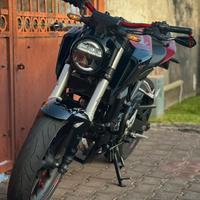 Honda cb 125r