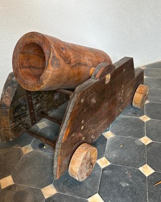 Cannone in legno d’ulivo