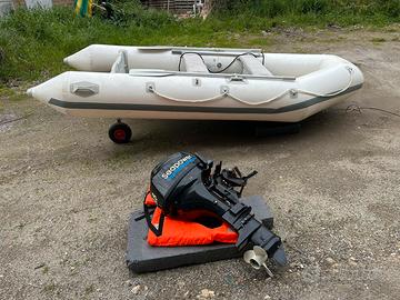 Motore 9.8 cv e gommone z-ray 500