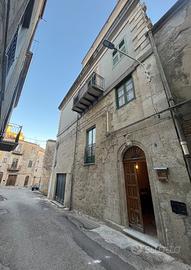 Casa indipendente luminosa