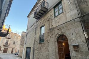 Casa indipendente luminosa