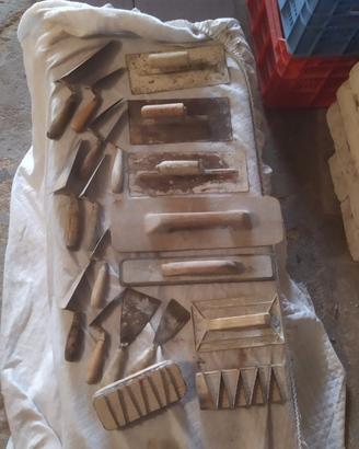 set attrezzi per intonaco e muratura 